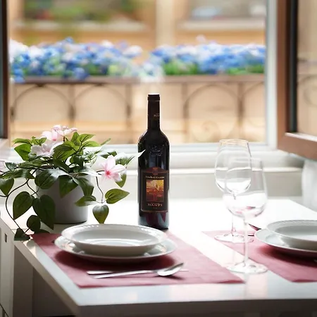 Rent Apartment - Modern Studio Flat Lejlighed *